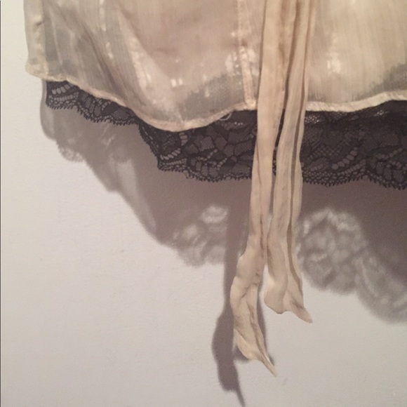 Sleeveless Sexy Top - Now-Accent Cami - Picture 3 of 4